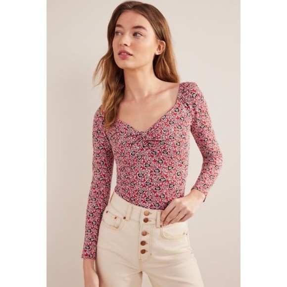 Boden Tops - Boden Red and Black Floral Sweetheart Neck Long Sleeve Jersey Knit Top Size 8